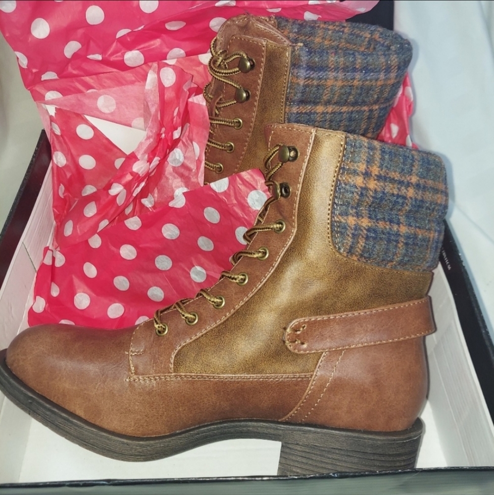 Rock n candy 2 tone  leather wool plaid top insulated lace n zip boot all wtrprf